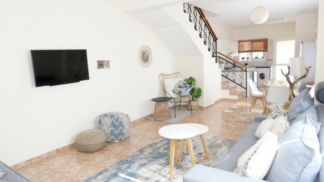 Melanos Residence 2 Bdrm Townhouse With Private Pool Klorakas Buitenkant foto
